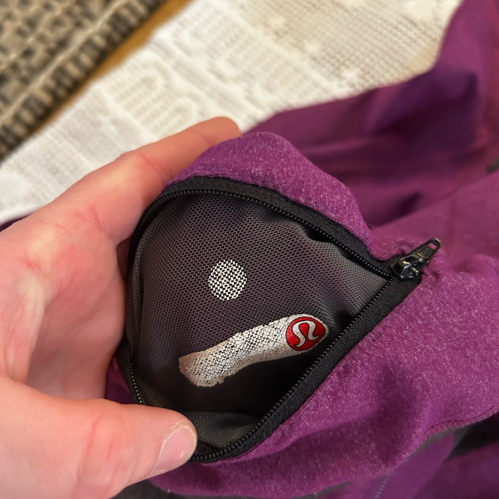 Women's lululemon purple zip up sweater Size 10 - Picture 4 of 5